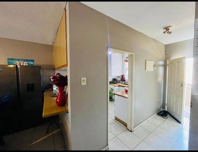 2 BEDROOM APARTMENT FOR SALE IN BENONI CENTRAL